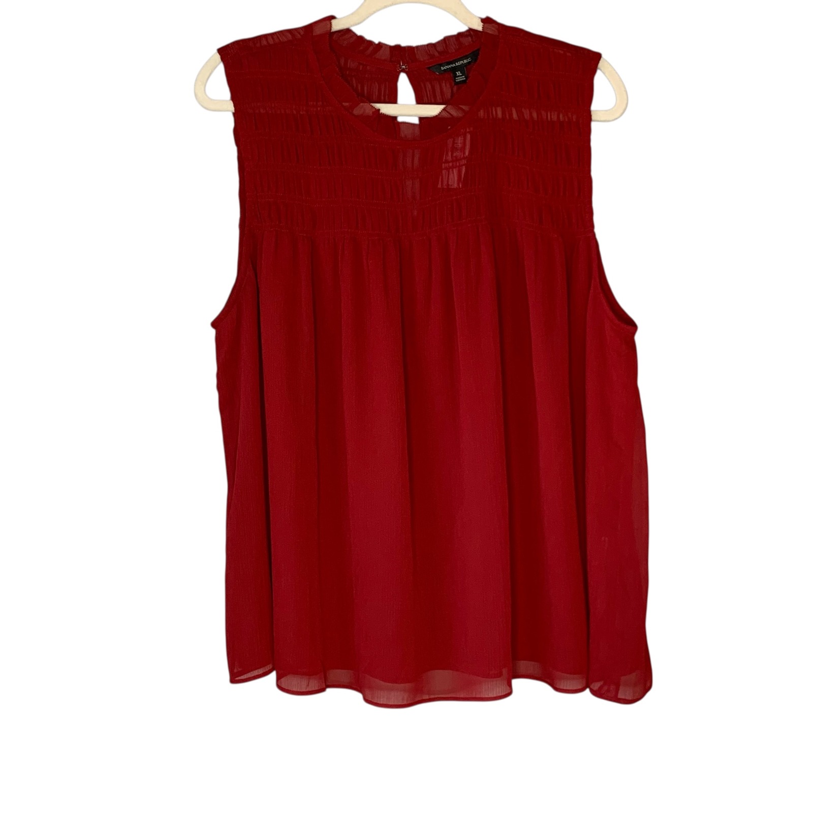Banana Republic Nwt Rusty Red Smocked High Neckline Sleeveless Blouse. Size Xl
